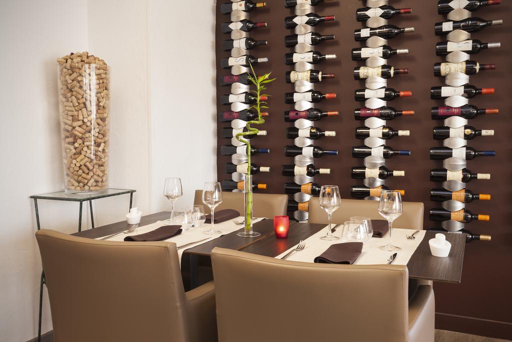 Logis Hotel & Restaurant L'Etape Bouc Bel Air - Gardanne 외부 사진