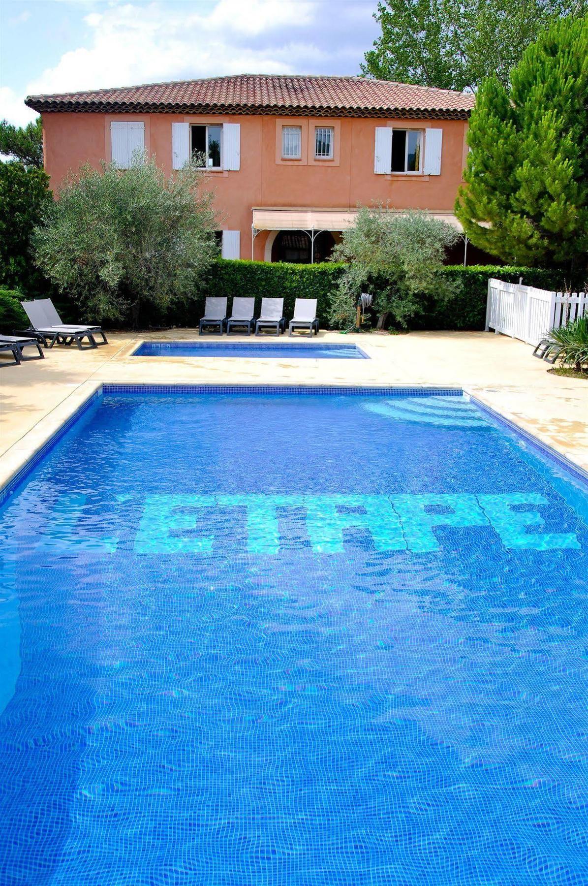 Logis Hotel & Restaurant L'Etape Bouc Bel Air - Gardanne 외부 사진