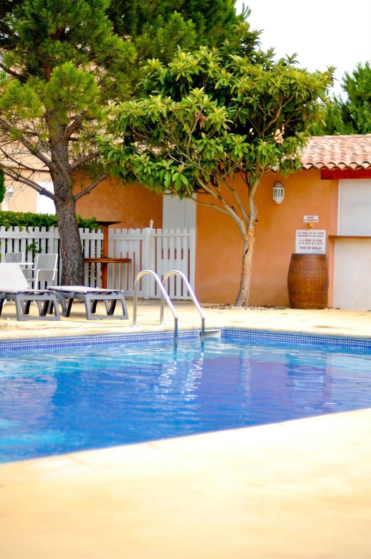 Logis Hotel & Restaurant L'Etape Bouc Bel Air - Gardanne 외부 사진