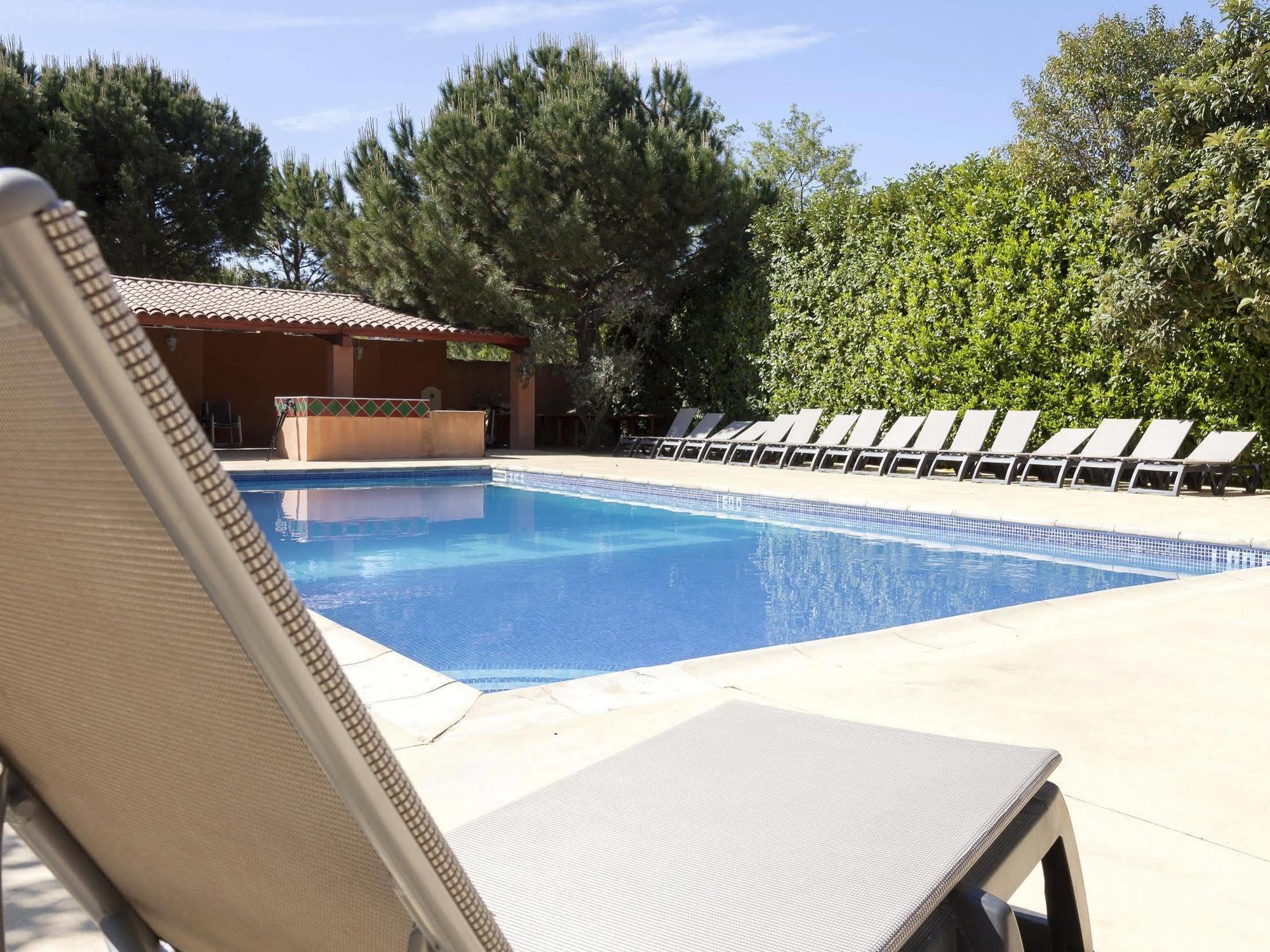 Logis Hotel & Restaurant L'Etape Bouc Bel Air - Gardanne 외부 사진